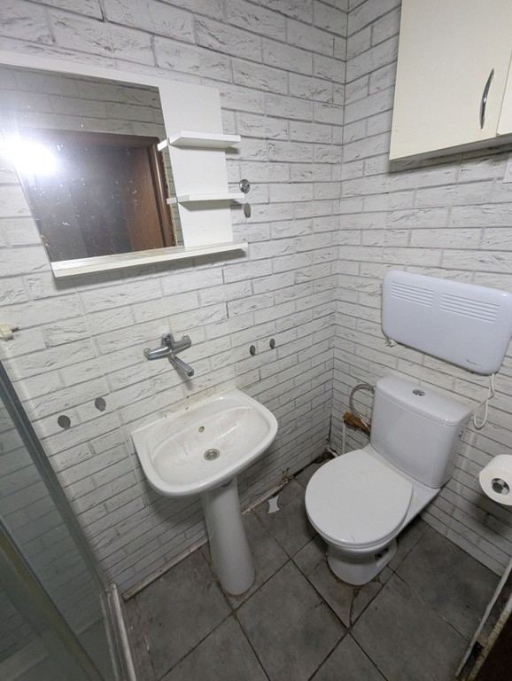 Piotrkowska obok Grand Hotelu, lokal użytkowy w podwórzu - Widok 5