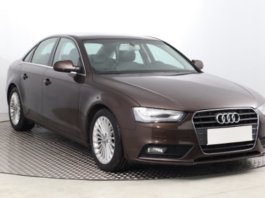 Audi A4 IV (B8) , Skóra, Xenon, Bi-Xenon, Klimatronic, Tempomat, Parktronic,-1