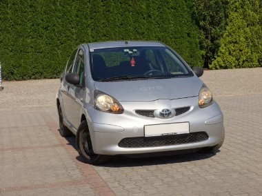 Toyota Aygo I 5 drzwi A B S-1