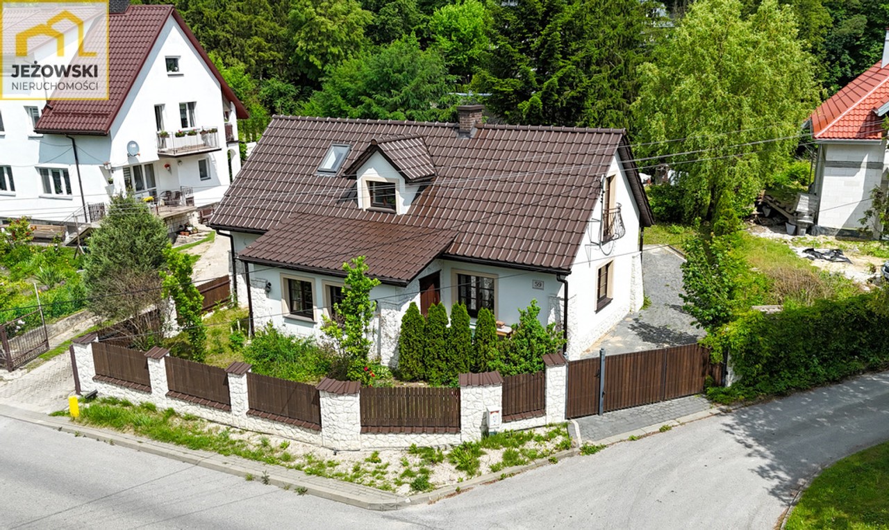 Dom z tarasem 15 minut spacerem od Rynku.