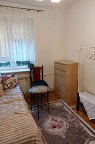 Komfortowy pokój w mieszkaniu 4 pokojowym na parterze w centrum Swarzędza-2