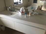 Umywalki na wymiar - nowoczesne wyposażenie łazienek z Corianu LUXUM