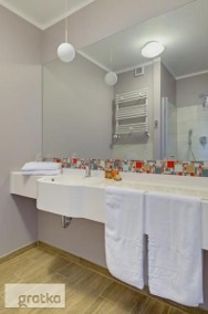 Umywalki na wymiar - nowoczesne wyposażenie łazienek z Corianu LUXUM-2