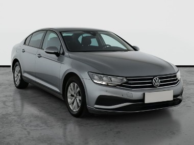 Volkswagen Passat B8 , Salon Polska, Serwis ASO, Automat, VAT 23%, Klimatronic,-1