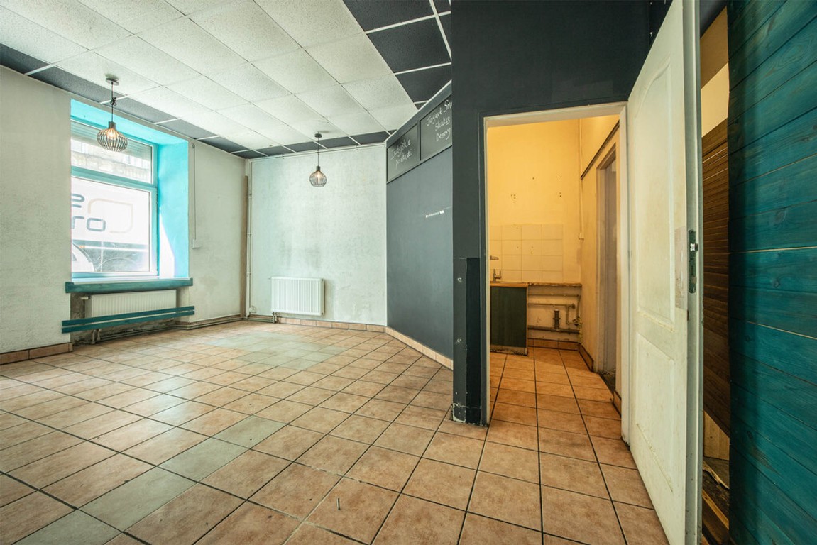 Lokal na biznes | 74,98 m² | 2 wejścia | Próchnika – pohled 2