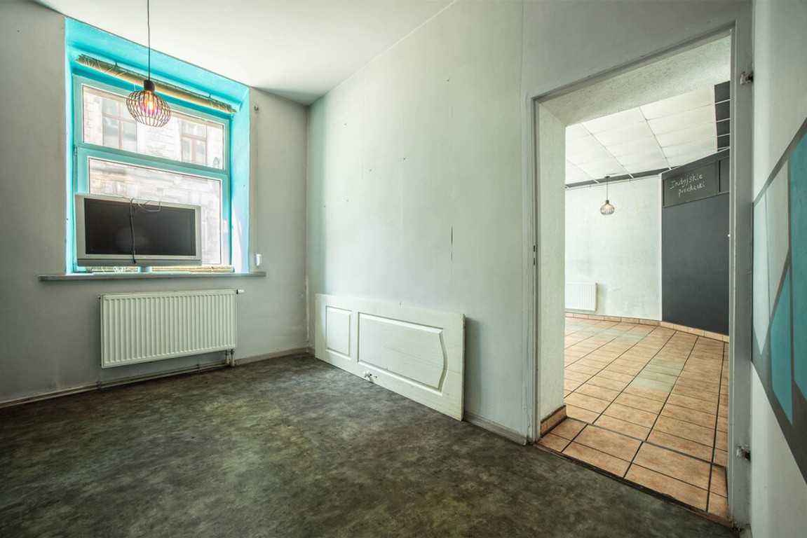 Lokal na biznes | 74,98 m² | 2 wejścia | Próchnika – pohled 4