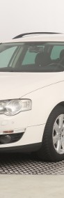 Volkswagen Passat B6 , 167 KM, Navi, Klimatronic, Tempomat, Parktronic,-3