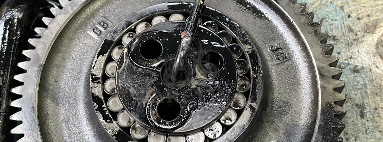 Caterpillar Cat Perkins 1106D C6.6 - koło zębate-1