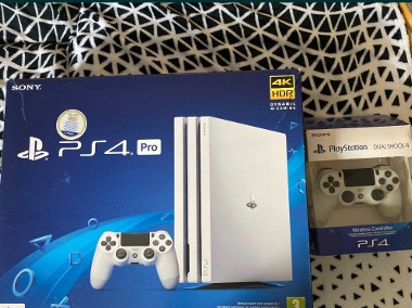 PS4 pro -1