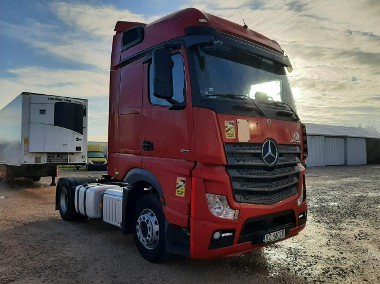 Mercedes-Benz Actros-1