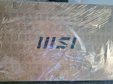 MSI laptop Vector 16-1