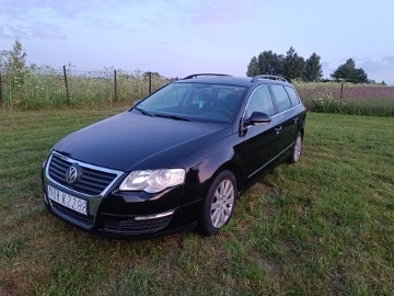 ładny stan, po wymianie rozrządu, oryginalna książka