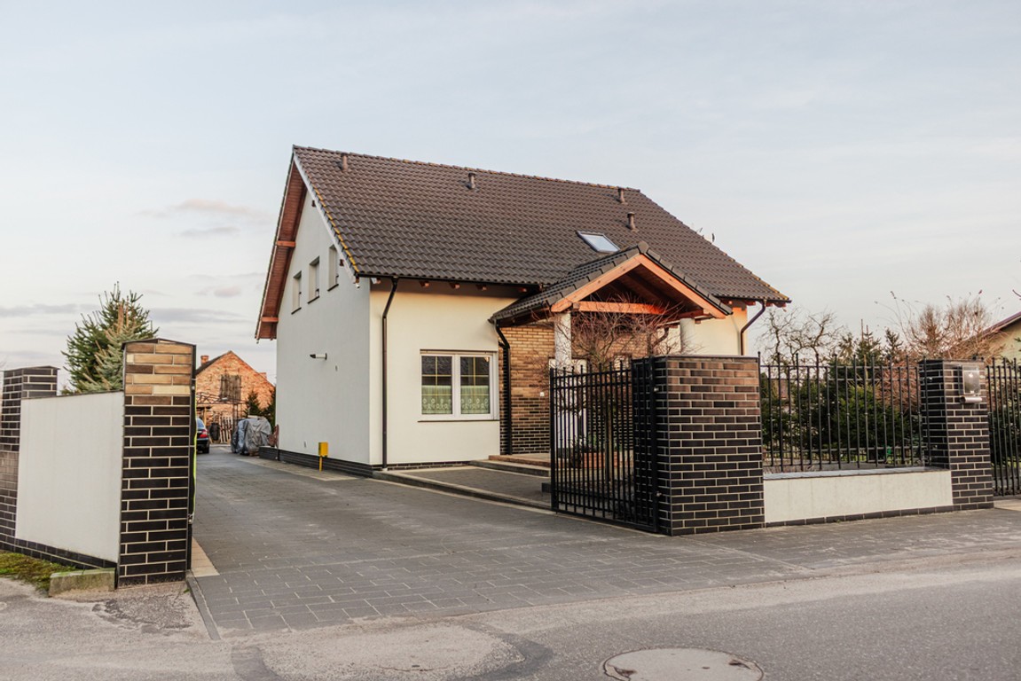 Dom na sprzedaż, 5 pokoi, 140 m², Ciecierzyce