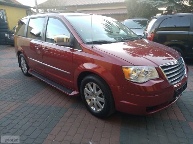 Chrysler Town & Country V 4,0l LIMITED, DVD, obrotowe fotele, 2 LCD-1