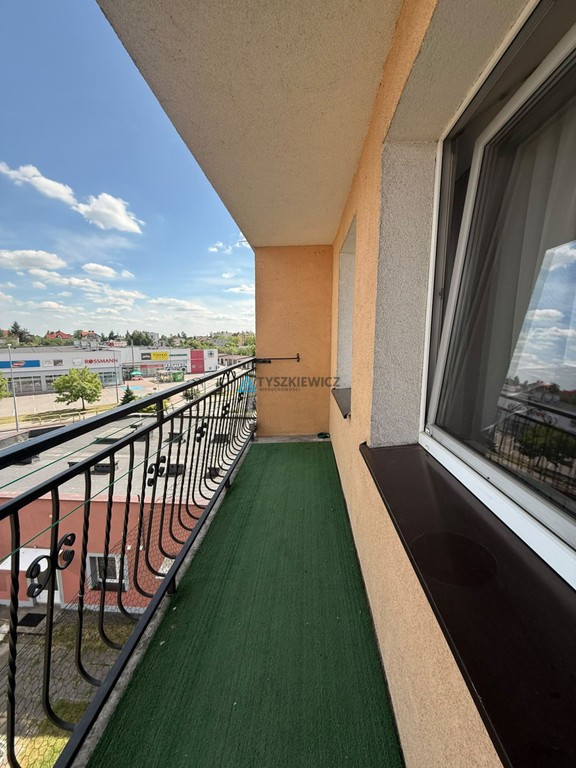 3-pokojowe mieszkanie z dużym balkonem - Widok 5