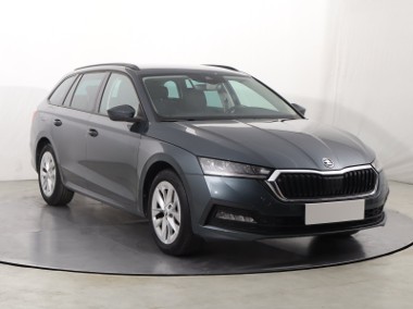 Skoda Octavia IV , Salon Polska, Serwis ASO, Klimatronic, Tempomat, Parktronic-1