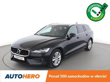 Volvo V60 II Momentum D3 automat półskóra navi PDC grzane fotele tempomat LED