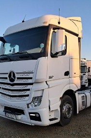 Mercedes-Benz actros-2