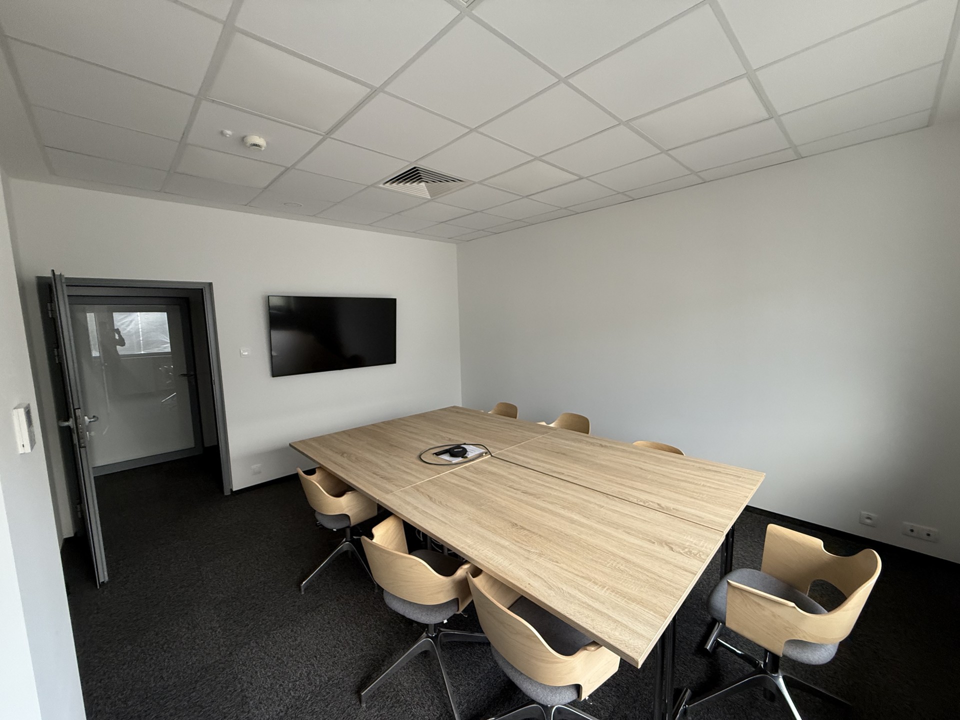 BIURA DO WYNAJĘCIA 289m² - Możliwość wynajęcia oddzielnych pokoi - Widok 5