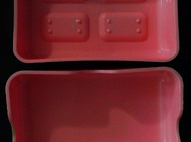 Mydelniczka, plastikowa, różowa, 11,5x8,5x4,5 cm, używana-1