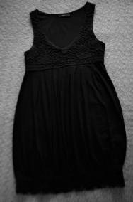 Czarna sukienka z koronką  38  ZERO-2
