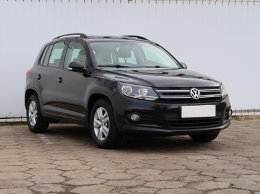 Volkswagen Tiguan , Salon Polska, 1. Właściciel, Serwis ASO, VAT 23%,-1