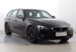 BMW SERIA 3 V (F30/F31/F34) BMW SERIA 3 , 190 KM, Klimatronic, Tempomat, Podgrzewane siedzienia