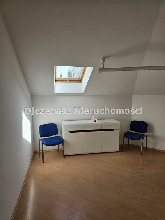 Komercyjne na sprzedaż, 290 m², 7 pomieszczeń Piła - Widok 3