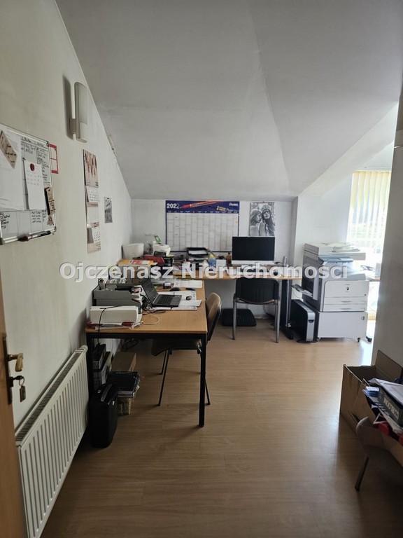 Komercyjne na sprzedaż, 290 m², 7 pomieszczeń Piła - Więcej