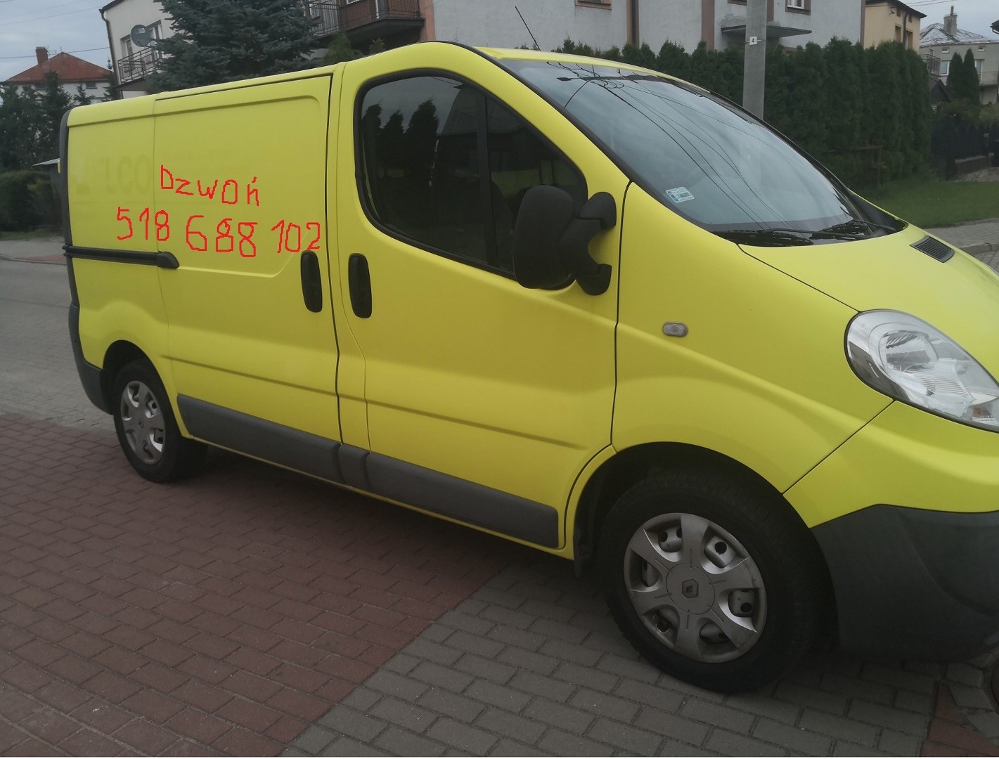 Renault Trafic przebieg 180 tys