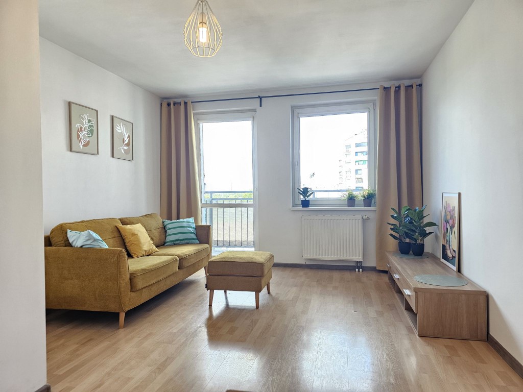 Sprzedam 2 pok mieszkanie z Balkonem - Widok 2