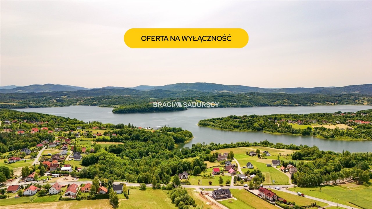 Dom w spokojnej okolicy Jeziora Dobczyckiego.