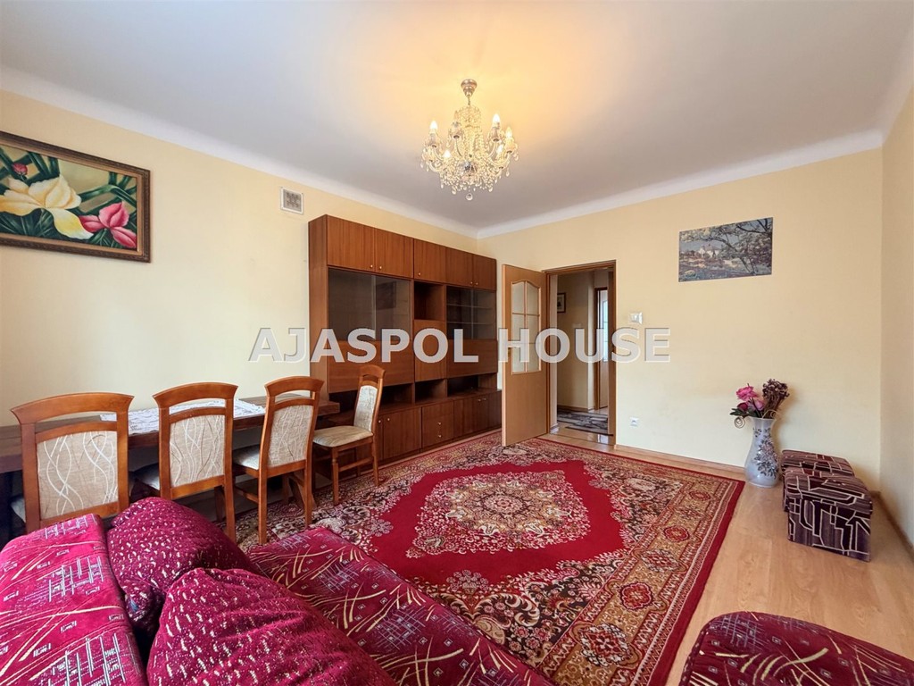 Ul. 3 MAJA * 2 pokoje * 47,28m2 * I piętro