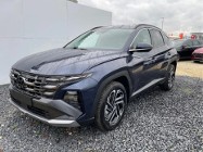 Hyundai Tucson III 1.6 T-GDi HEV Executive 2WD aut 1.6 T-GDi HEV Executive 2WD aut 215K