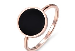 Nowy pierścionek elegancki stal szlachetna złoty kolor czarne koło celebrytka