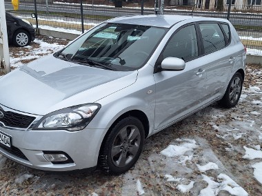 Kia Ceed LIFT 2010r. Benzyna 1.4 90KM Maly przebieg Bardzo ladna-1