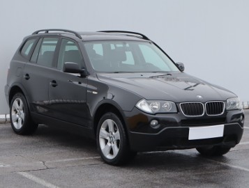 BMW X3 I (E83) , 177 KM, Klima, Parktronic, Dach panoramiczny