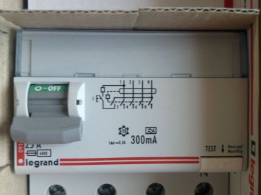 Wyłącznik różnicowoprądowy Typ A ; 25A ; 300mA ; Legrand-1
