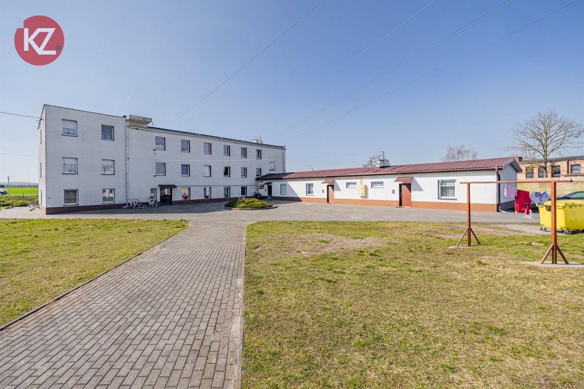 Nieruchomość komercyjna na sprzedaż. – pohled 4