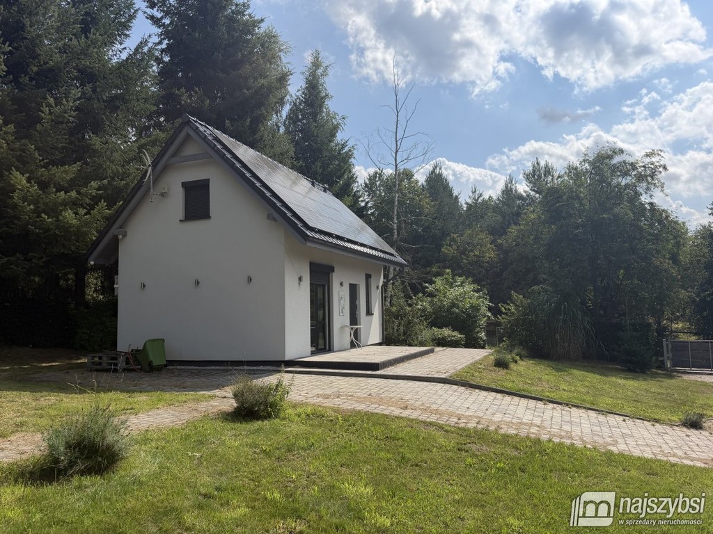 Domek całoroczny na działce rekreacyjnej - Jelenin