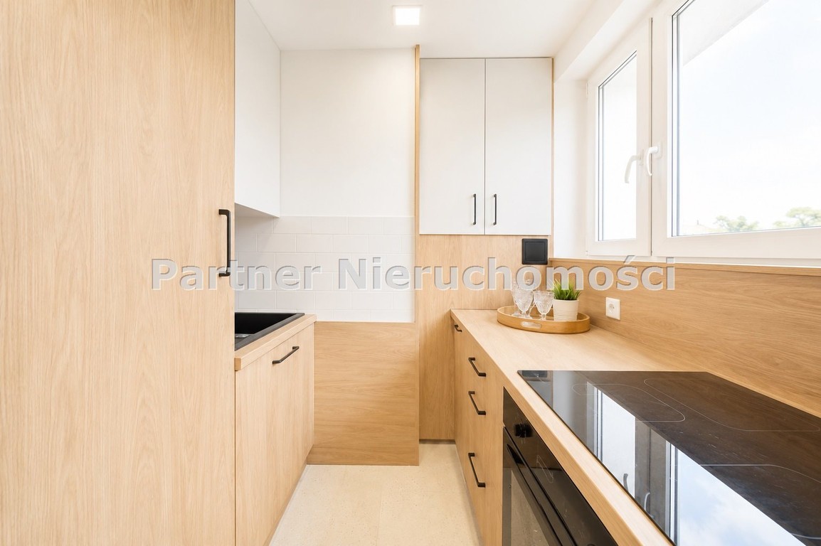 3 POKOJE , MOKRE! WIDOK NA STARÓWKĘ!
