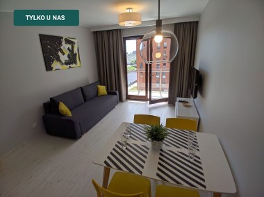 Apartament na Wyspie Spichrzów- długoterminowo-1