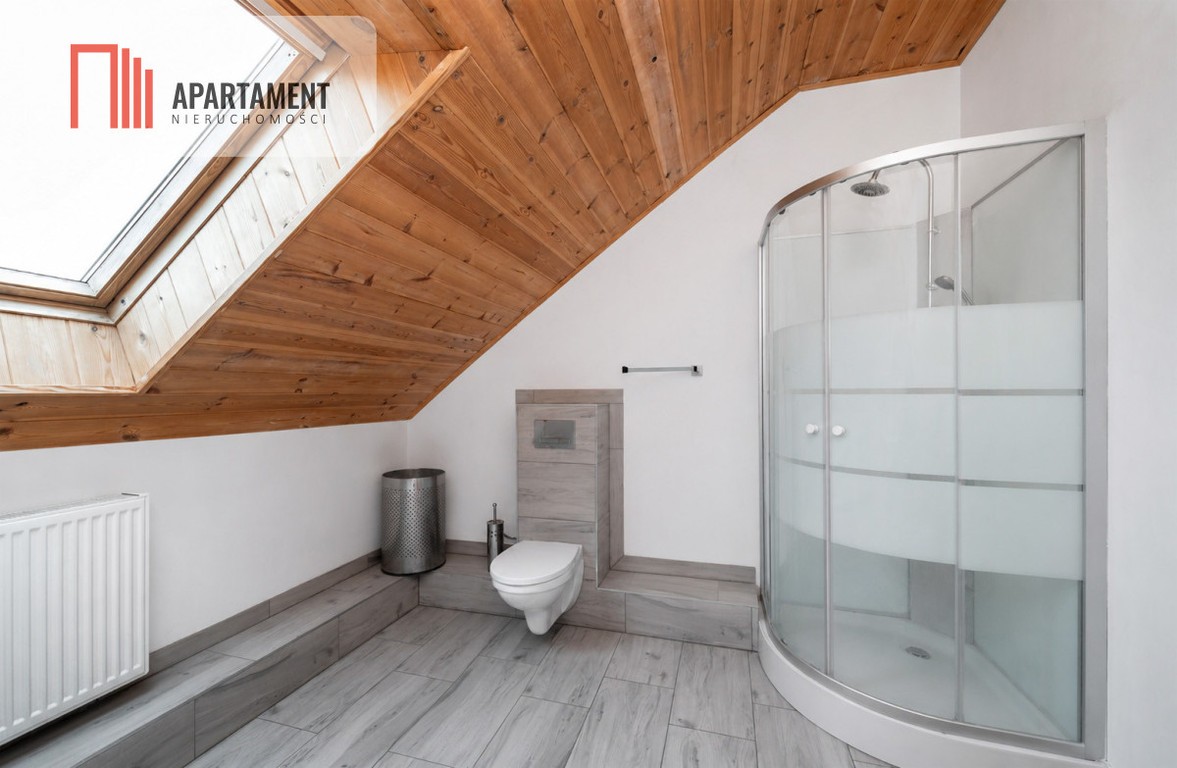 Dwupoziomowy dom wolnostojący 218 m². - Widok 4