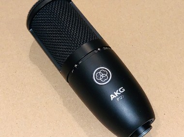 AKG P120 - mikrofon pojemnościowy wokalowy CZARNY-1