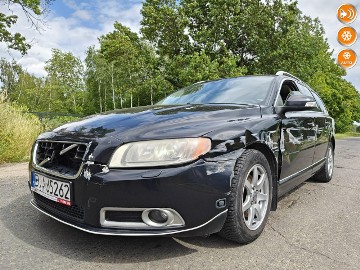 Volvo V70 III