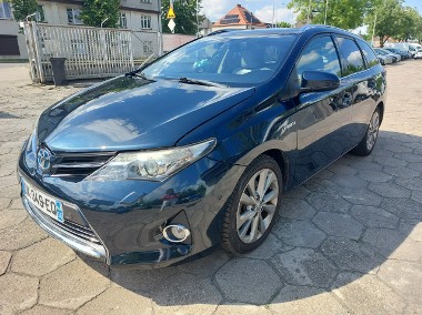 Toyota Auris II 1,8 Hybryda 99 KM Automat Kamera Grzane fotele-1
