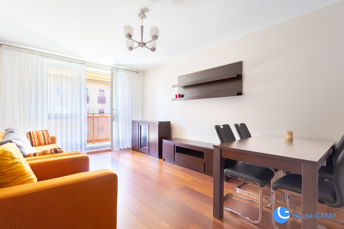 Zaciszne 2 pok. | 50 m² | Garaż | Os. Podwawelskie – pohled 2
