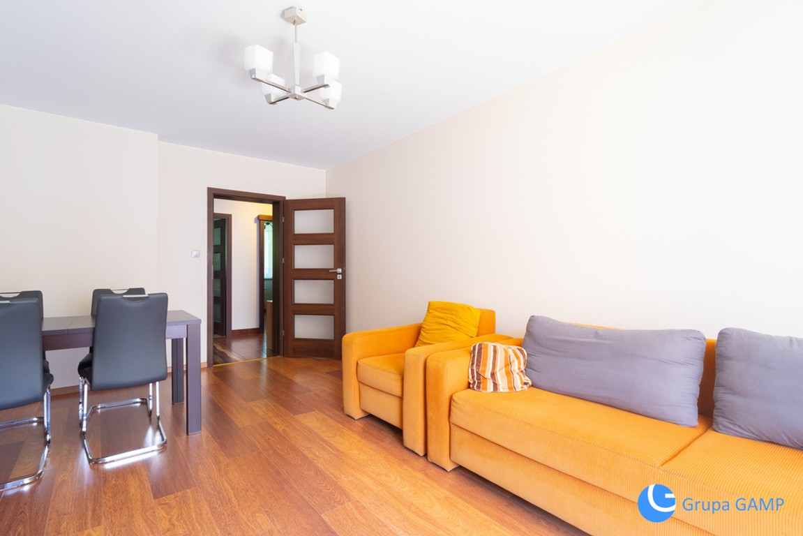 Zaciszne 2 pok. | 50 m² | Garaż | Os. Podwawelskie – pohled 4