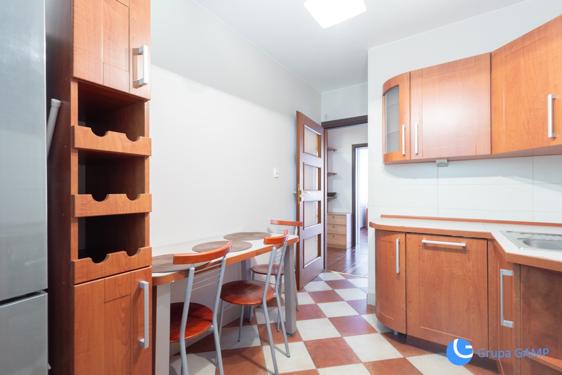 Zaciszne 2 pok. | 50 m² | Garaż | Os. Podwawelskie – další