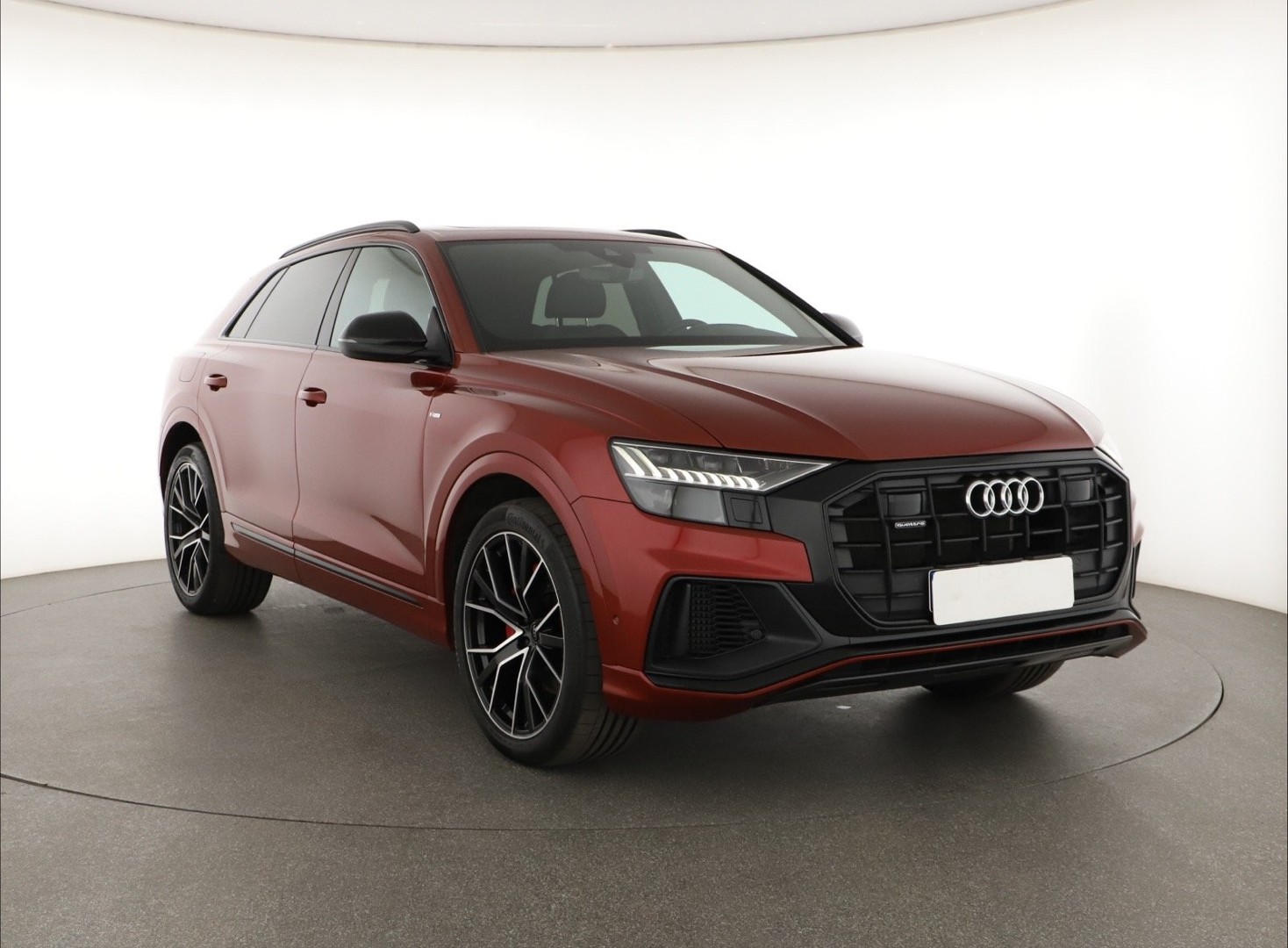 Audi Q8 , Serwis ASO, Automat, Skóra, Navi, Klimatronic, Tempomat,